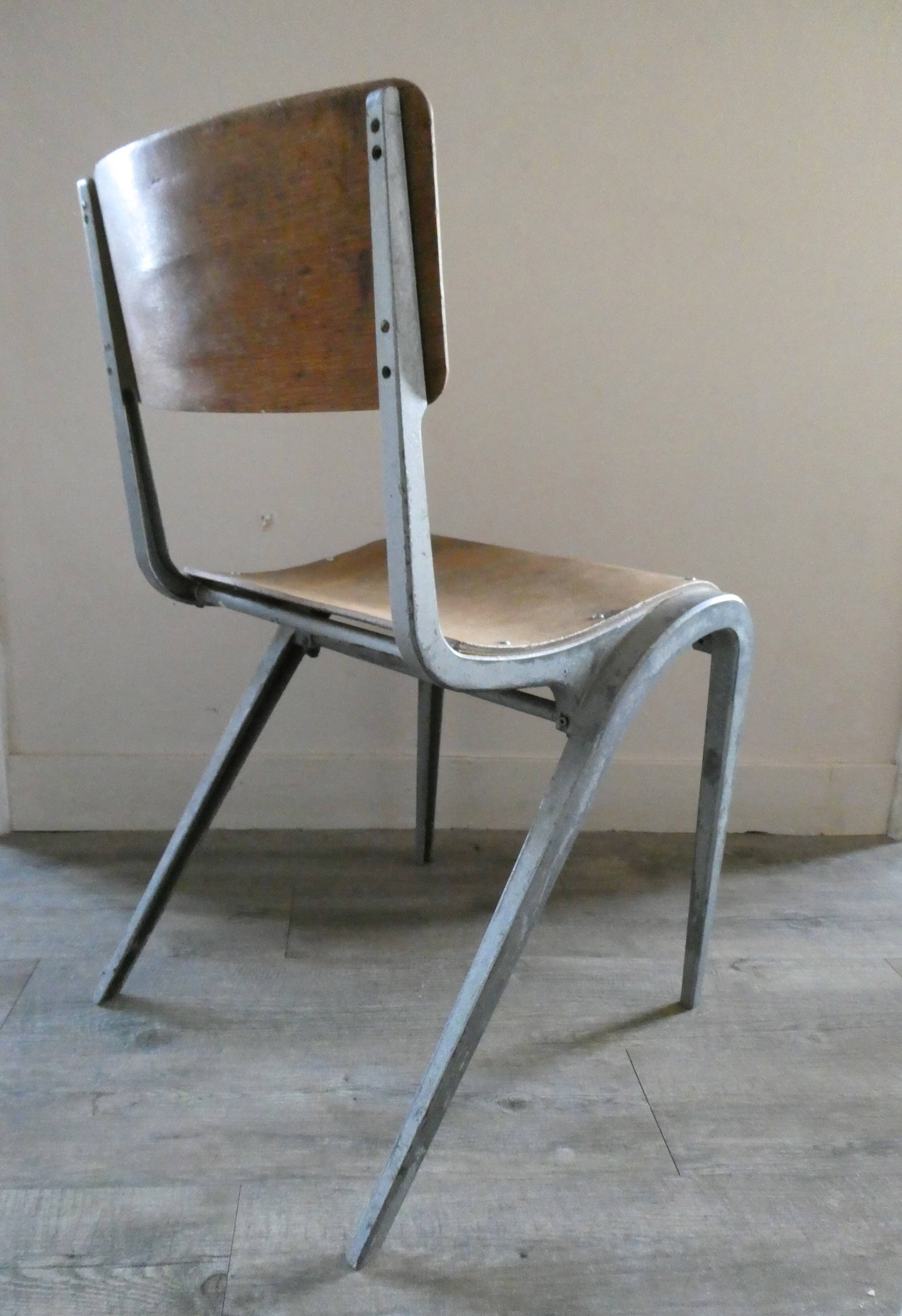 Chair in metal and wood of James Léonard 50 years