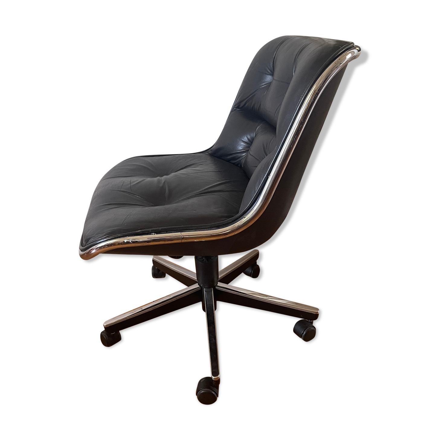 Fauteuil Exexcutive Chair de Charles Pollock édité par Knoll