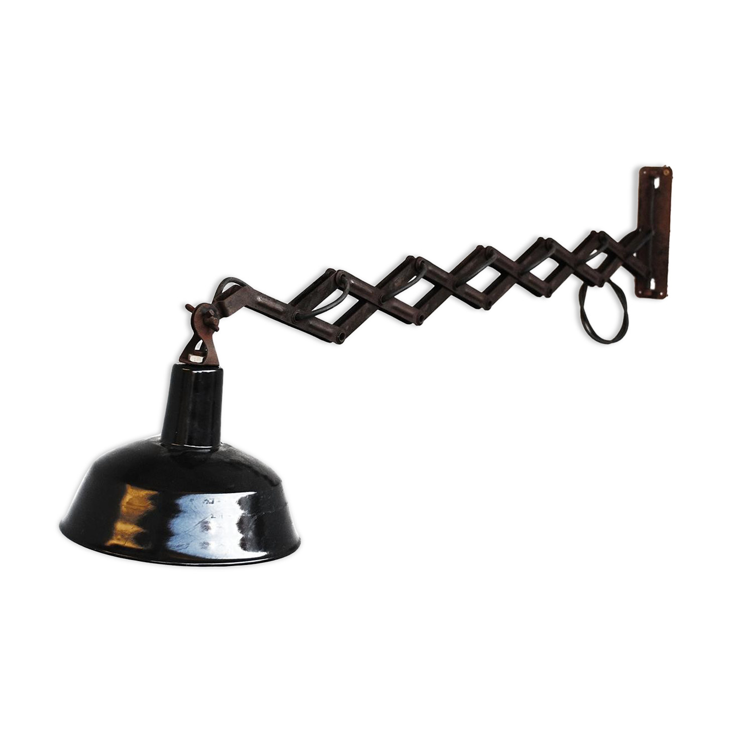 Apply light industrial accordion