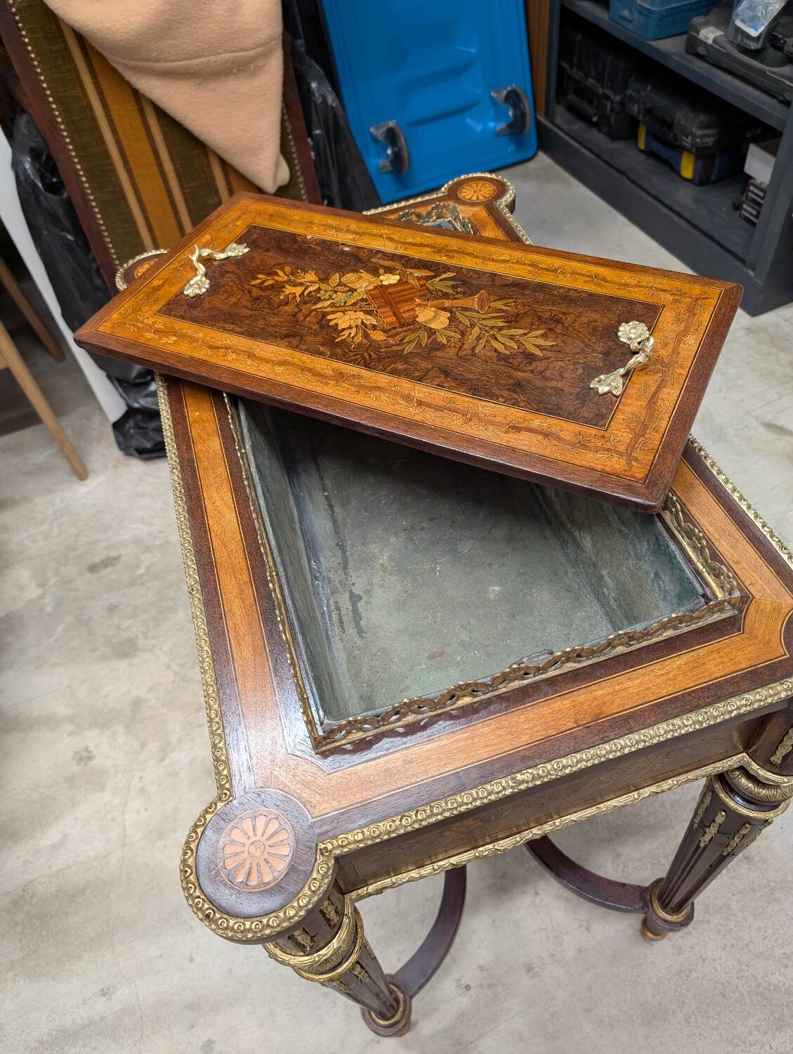 Louis XVI style cooling planter