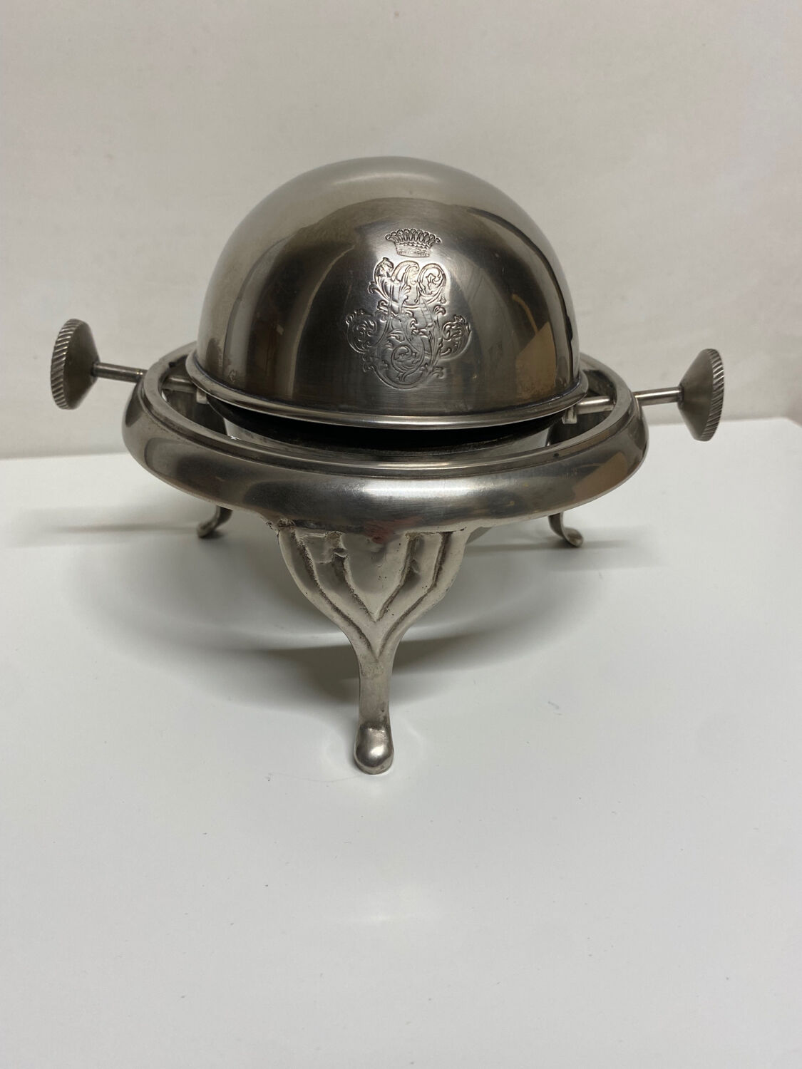 Antique silver sweetener with rolling lid