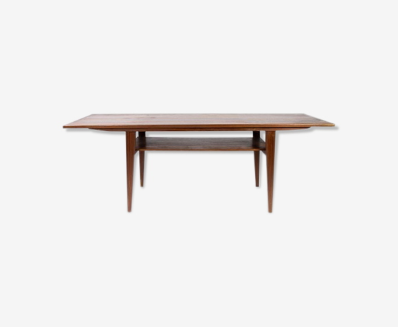 Table basse en teck avec étagère, de design danois des années 1960