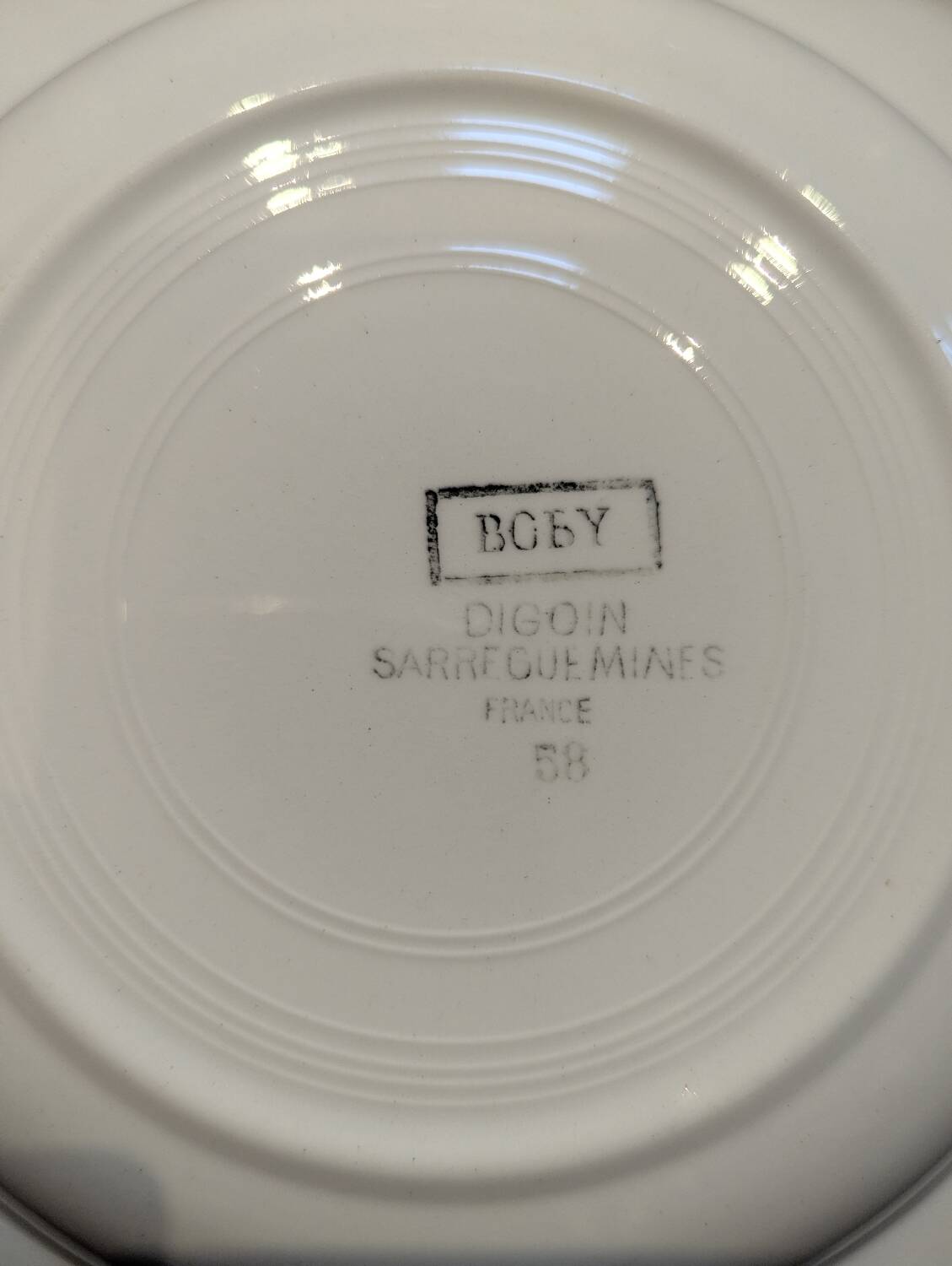 Lot of 6 antique deep plates Digoin Sarreguemines model Boby in very good condition.