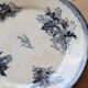Flat plate iron earth Onnaing - Blue-black plant decoration on ivory background