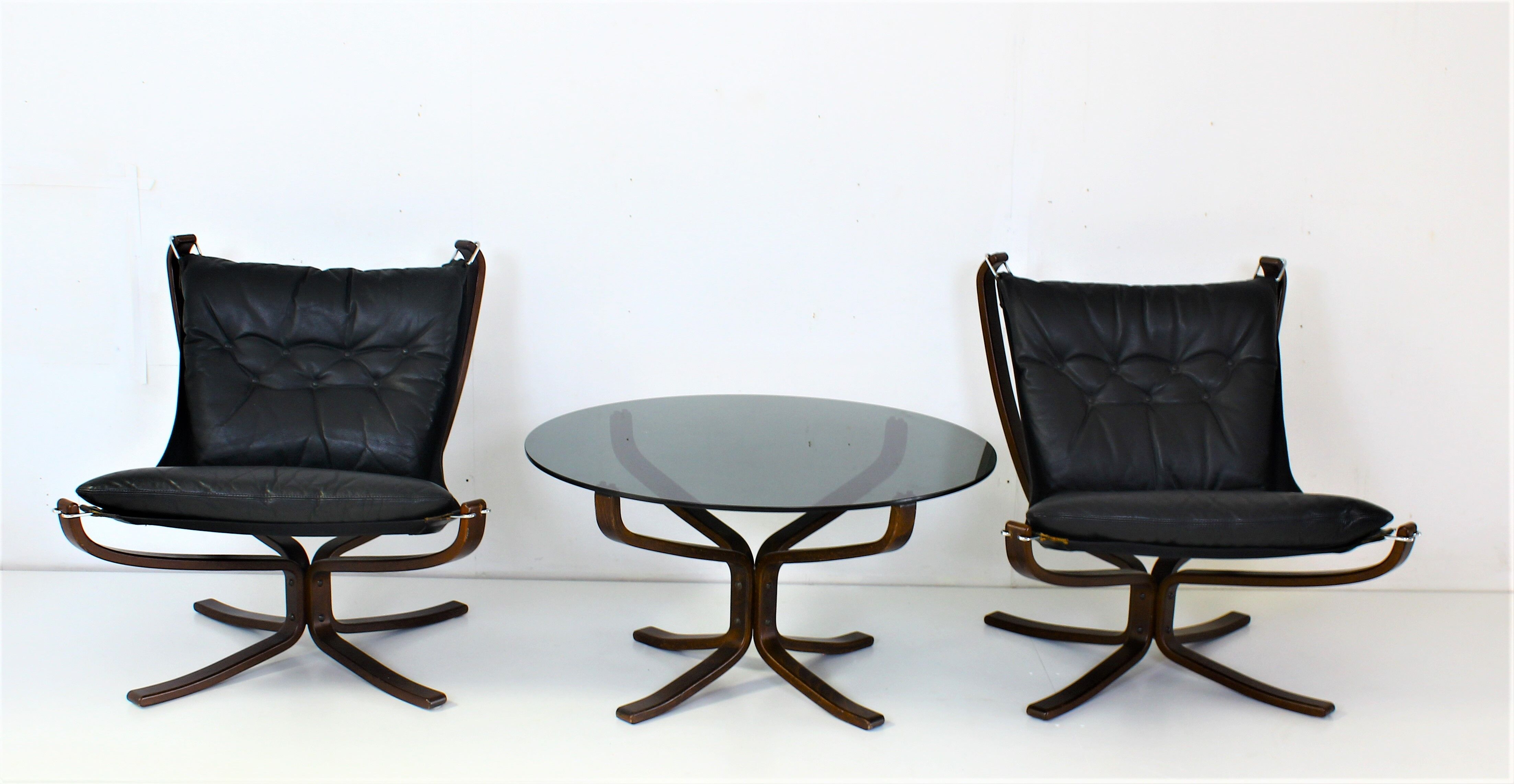 Pair of vintage falcon armchairs by sigurd scandinavian ressel 1970
