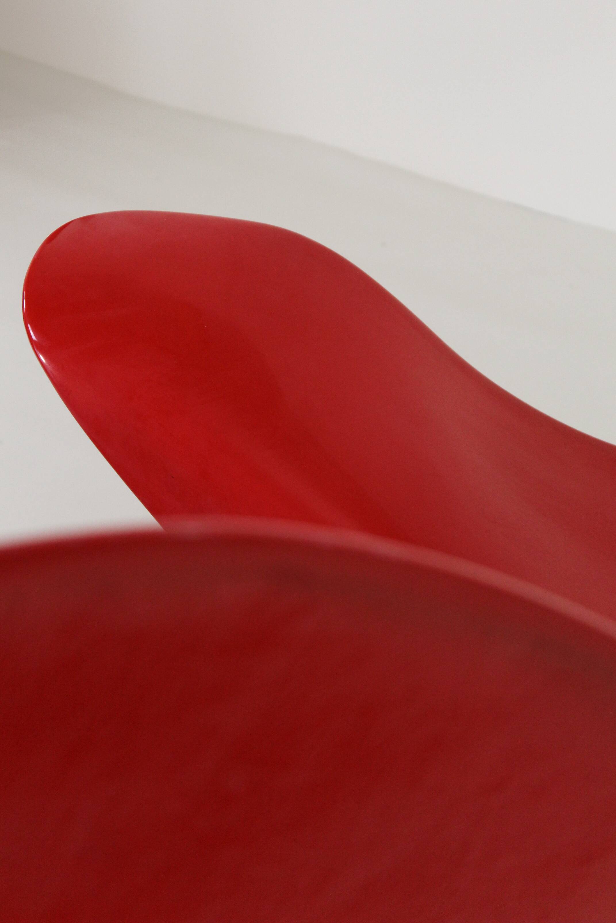 Chaise Longue "Elephant" by Bernard Rancillac – Limited Edition 07/100 – Red
