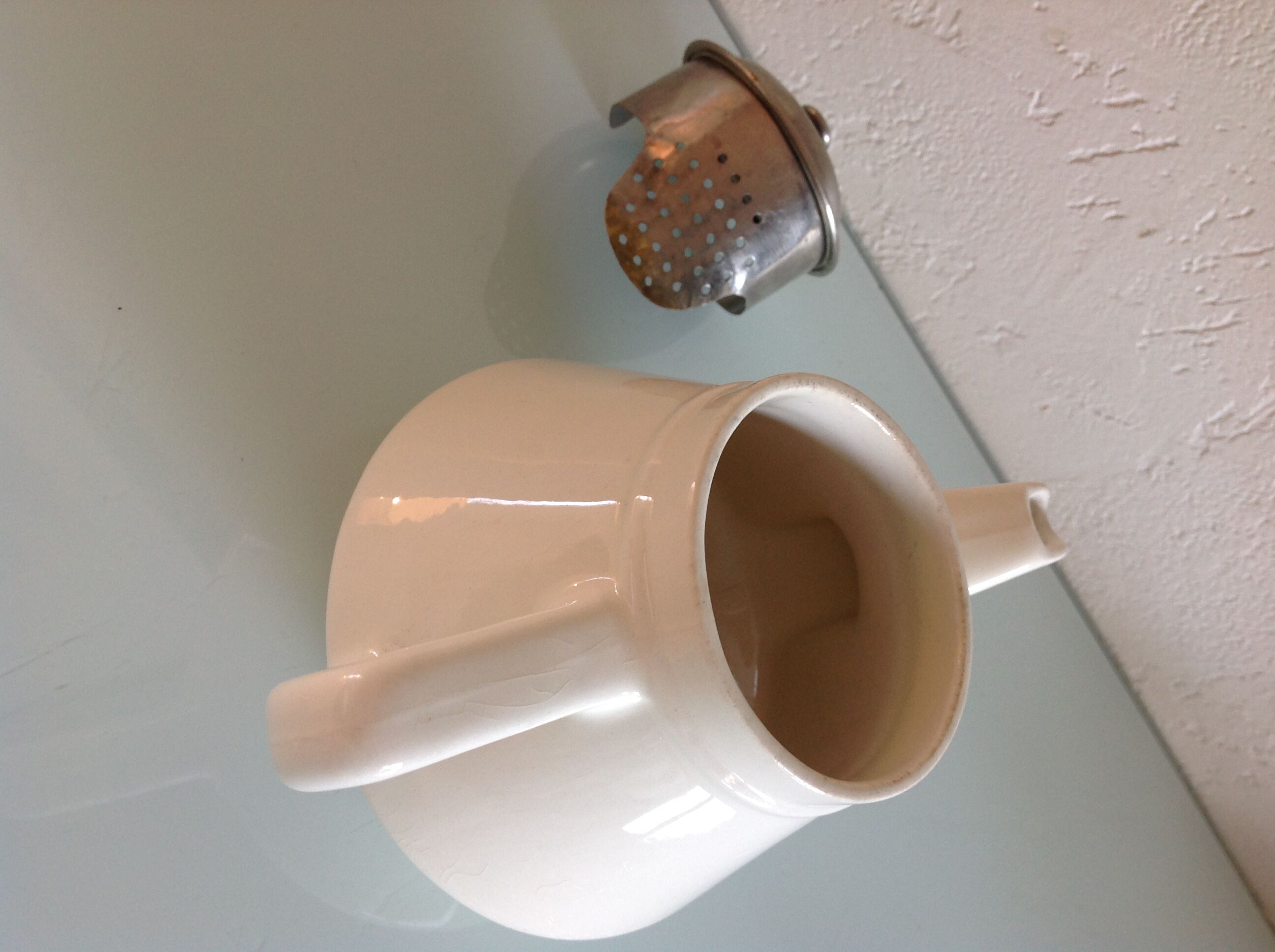 White theiere by Villeroy and Boch vintage 50/60s