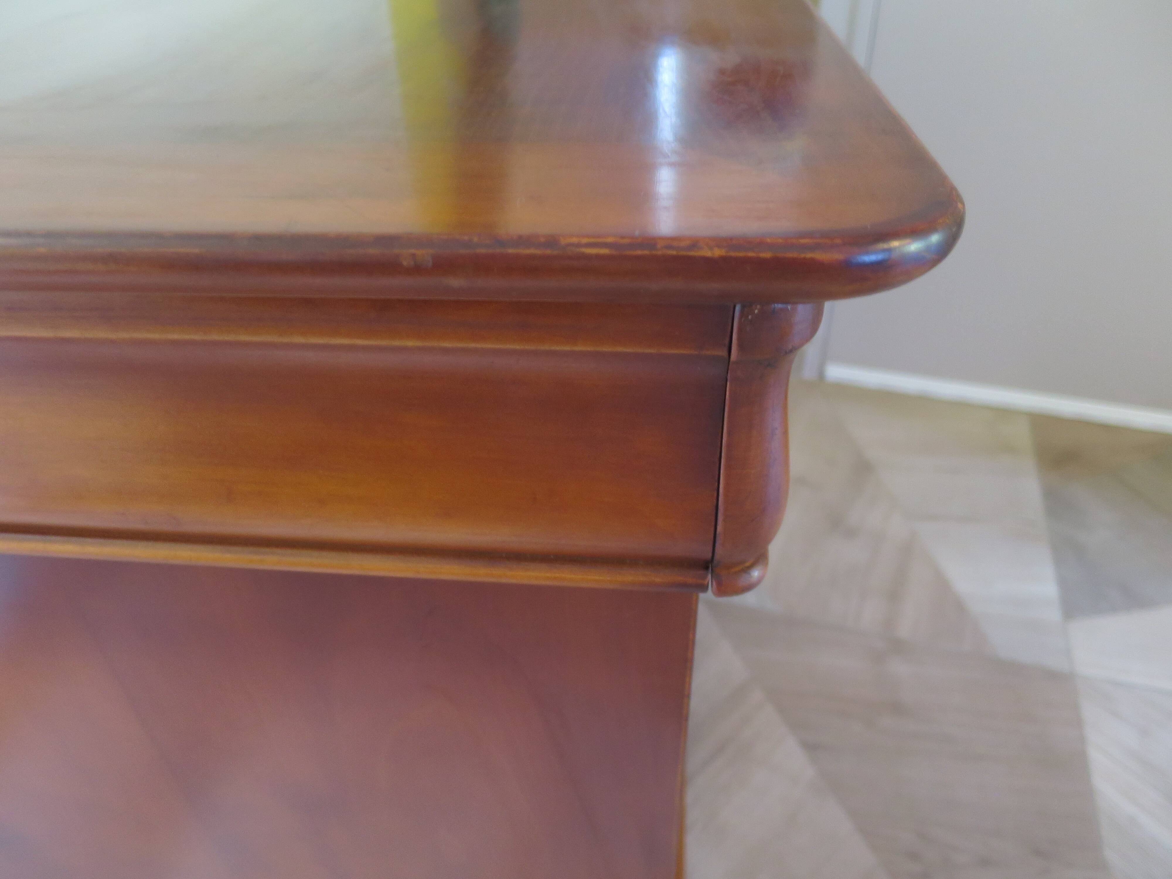 Beautiful Louis Philippe chest of drawers with 4 drawers - 3 locks - in cherry wood - 1980s