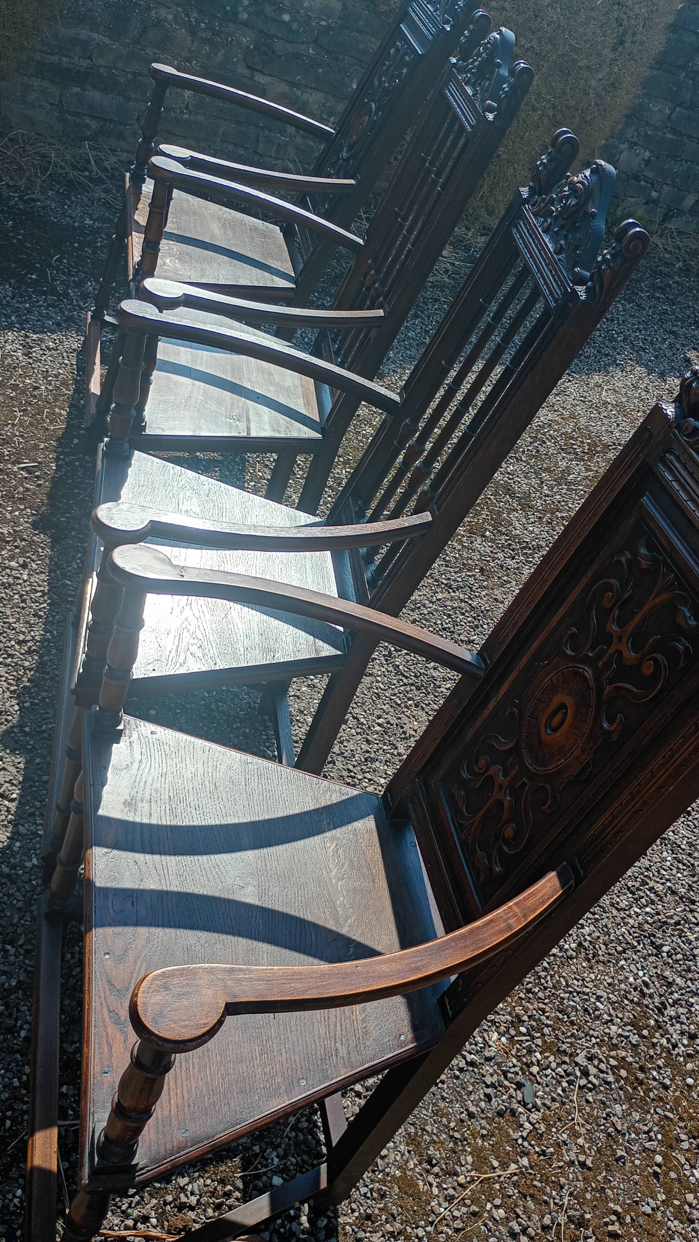Lot of Renaissance caquetoire armchairs