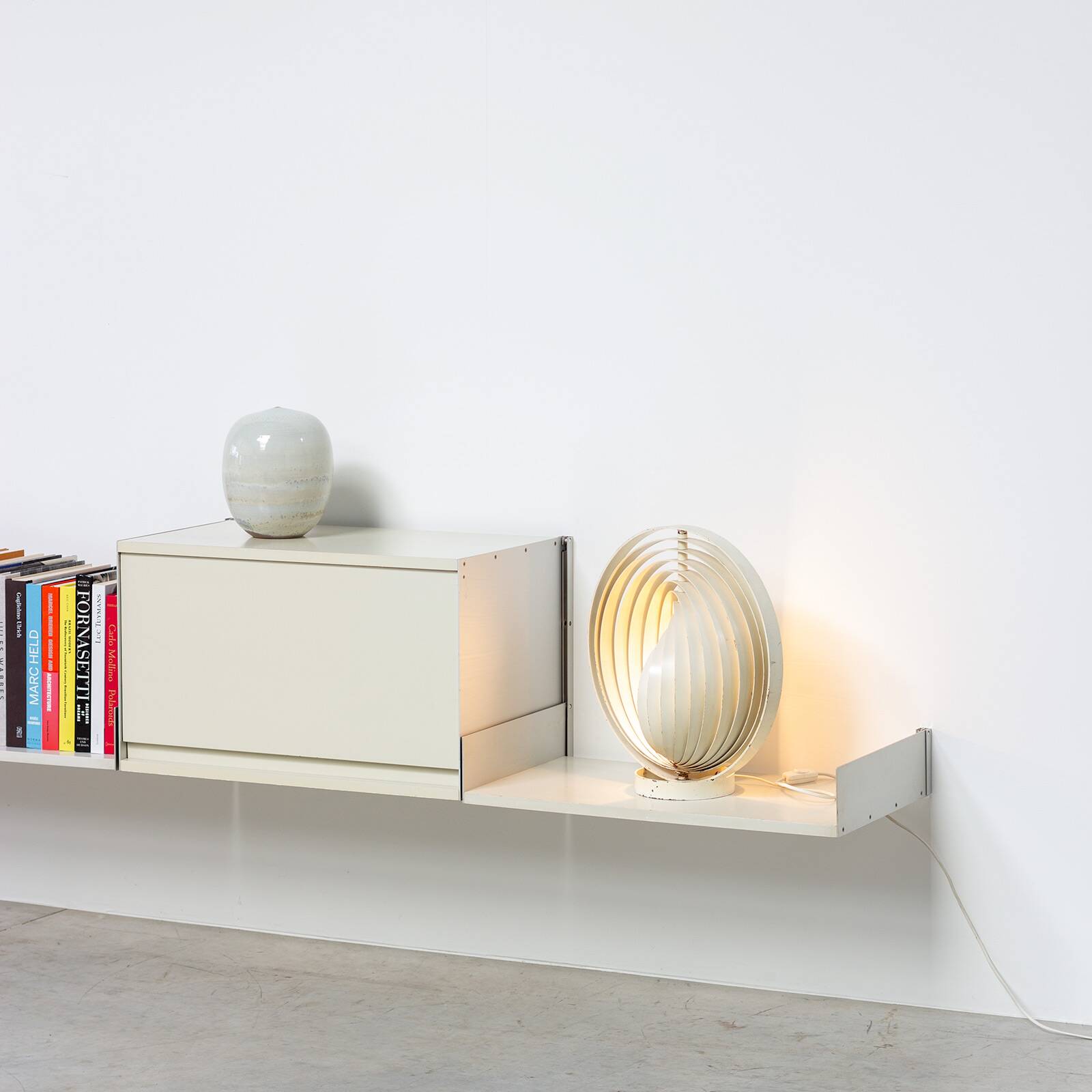 Dieter Rams pour Vitsoe  dressoir mural 1960