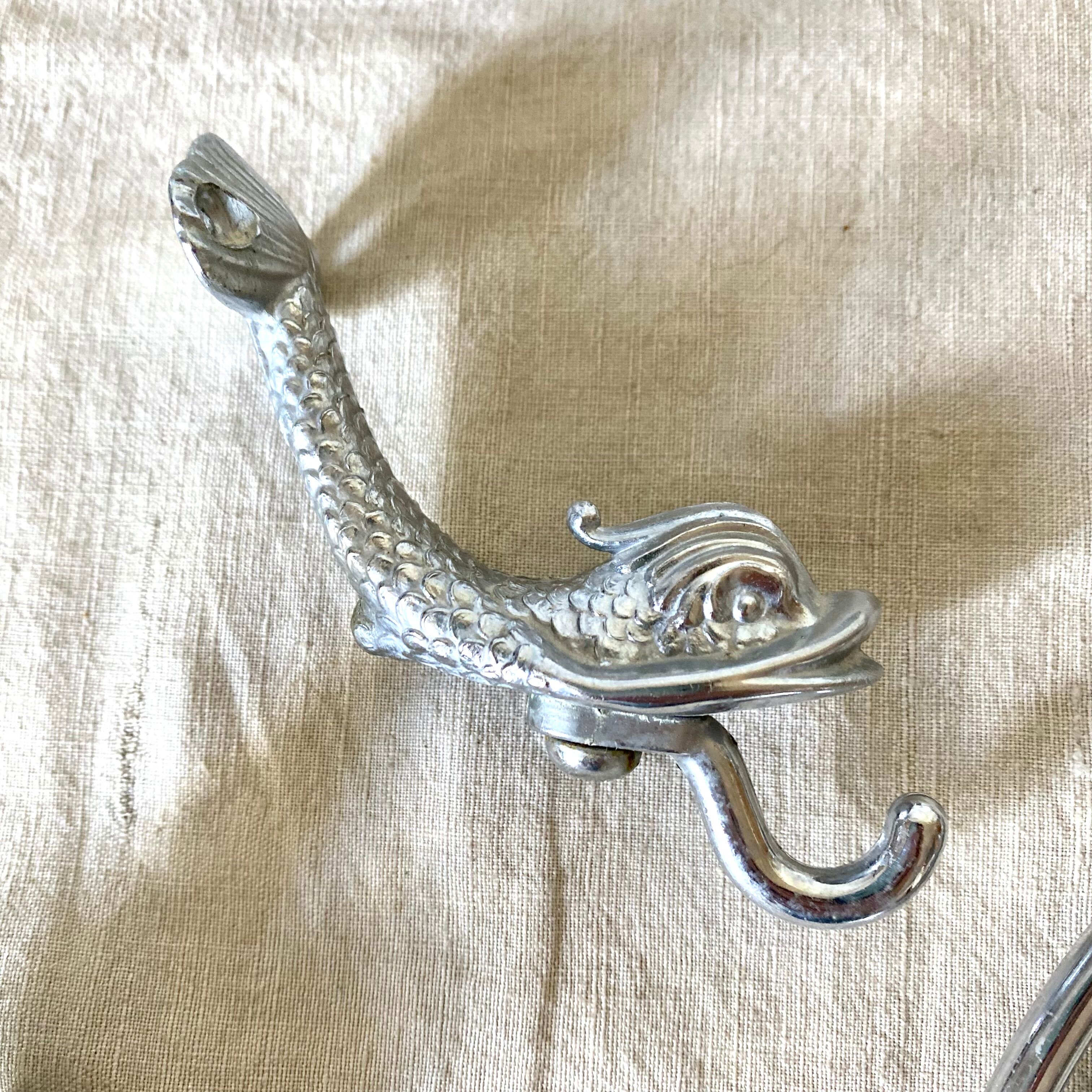 Fish themed wall lamps and bathroom set