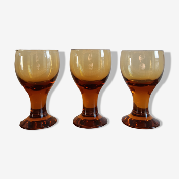 Lot de 3 verres à pied ambrée