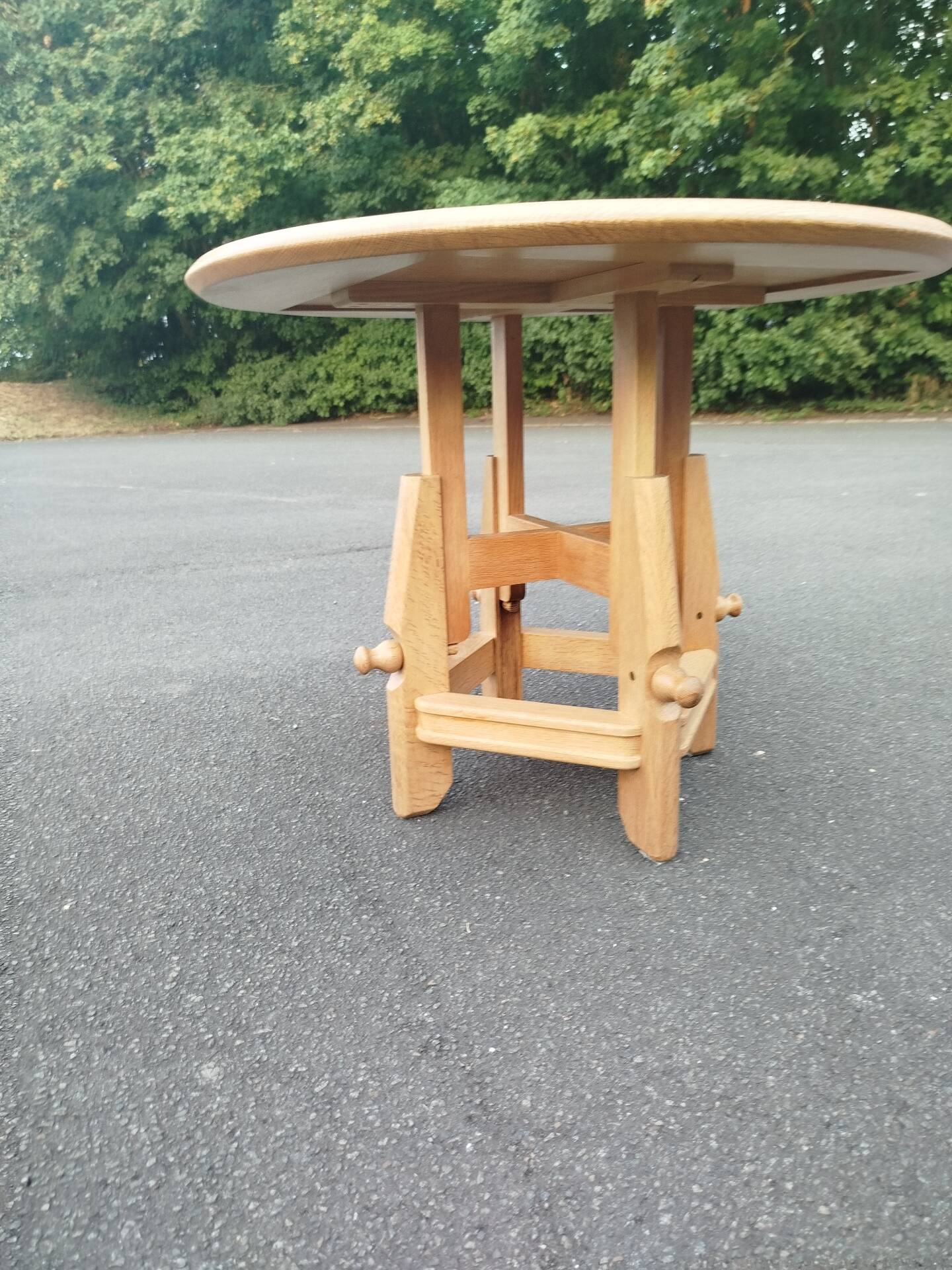 Table basse monte et baisse Guillerme et Chambron édition votre Maison