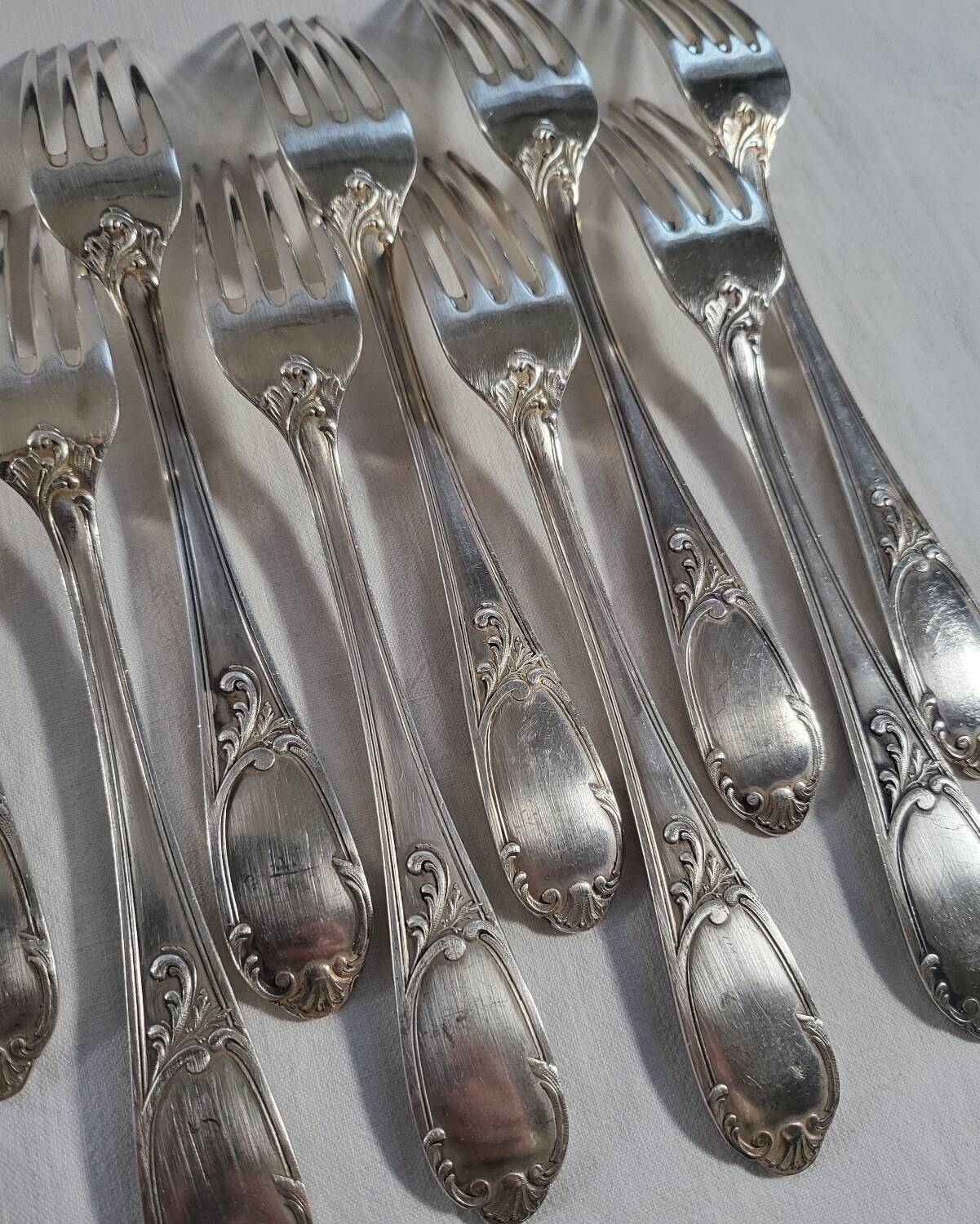12 SOH Silver Metal Table Forks