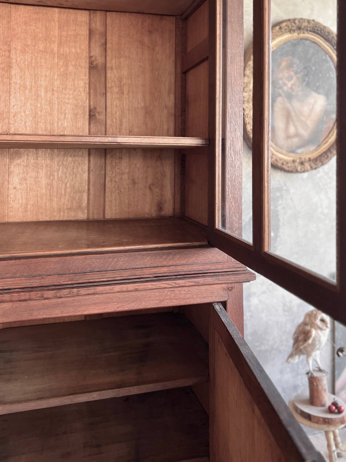 Glass-fronted bookcase