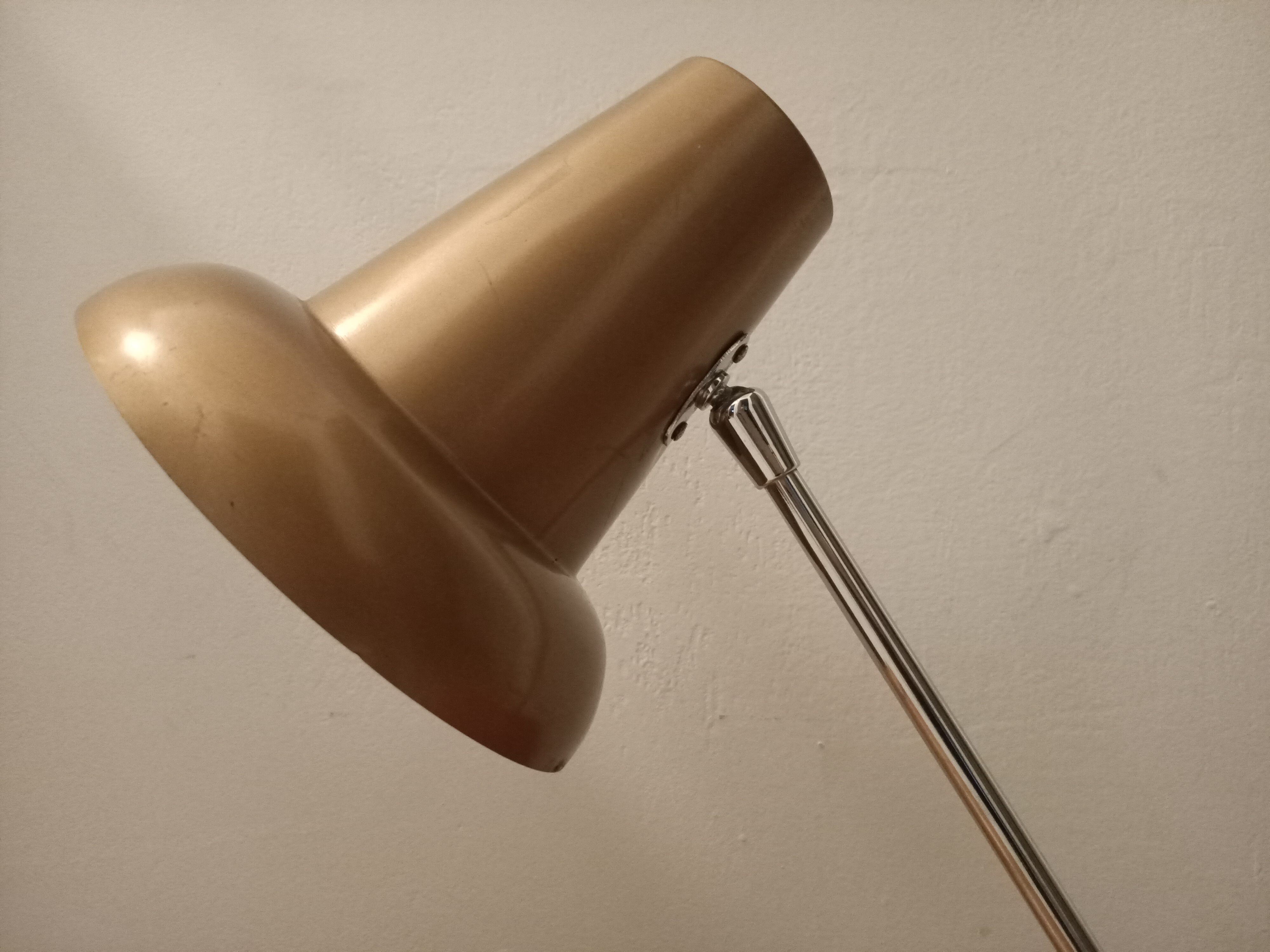 Vintage desk lamp