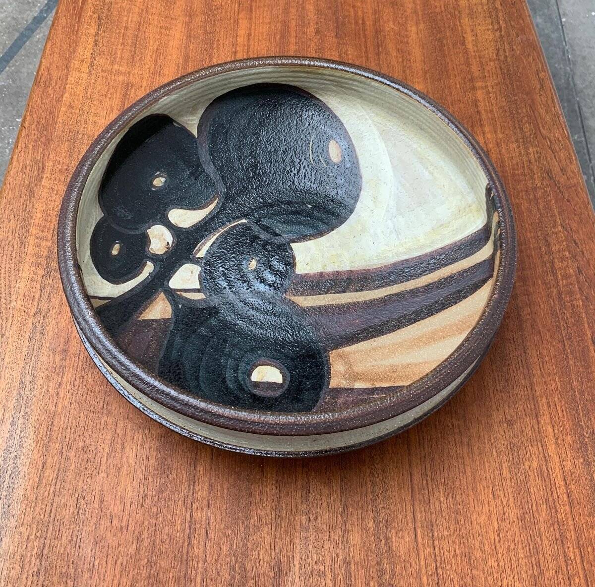 Wall plate / bowl in vintage Danish porcelain by Noomi Backhausen for Søholm
