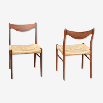 Pair of chairs by Arne Wahl Iversen