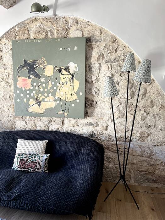 Blue flower floor lamp