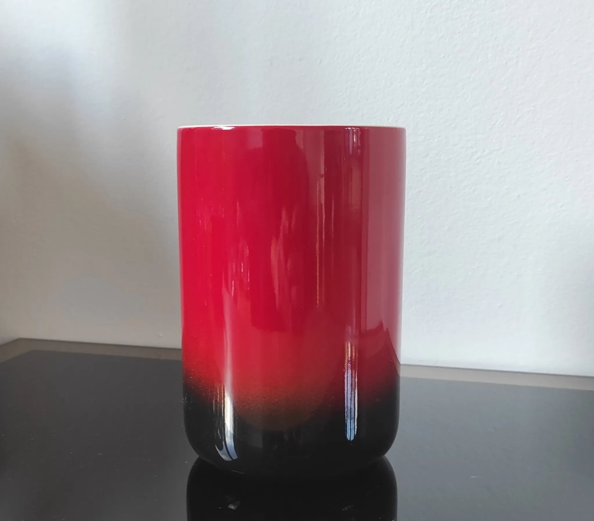 Vintage cylindrical vase in glazed ceramic