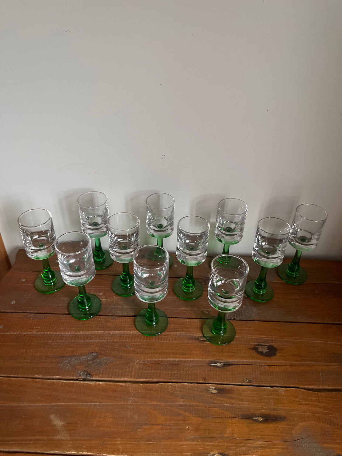 11 stemmed glasses