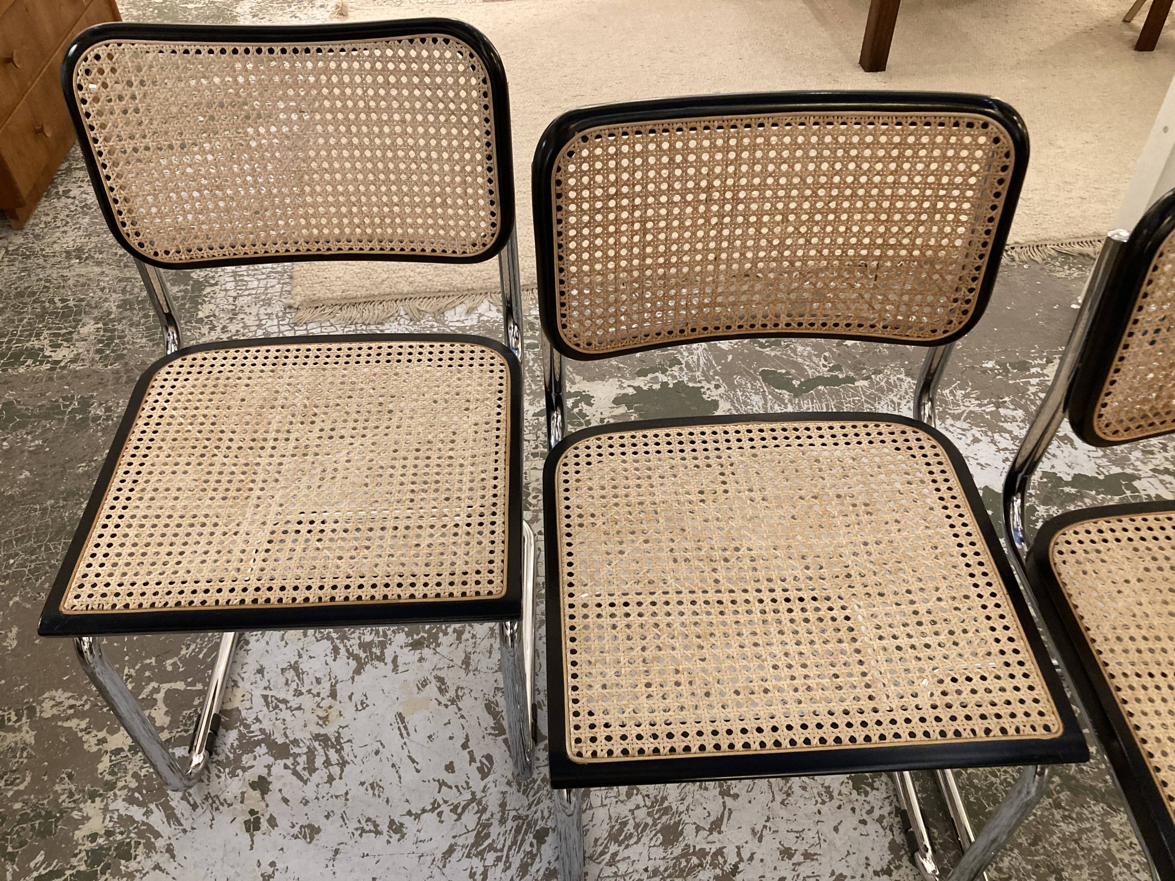 Series of 4 chairs B32 Cesca de Breuer