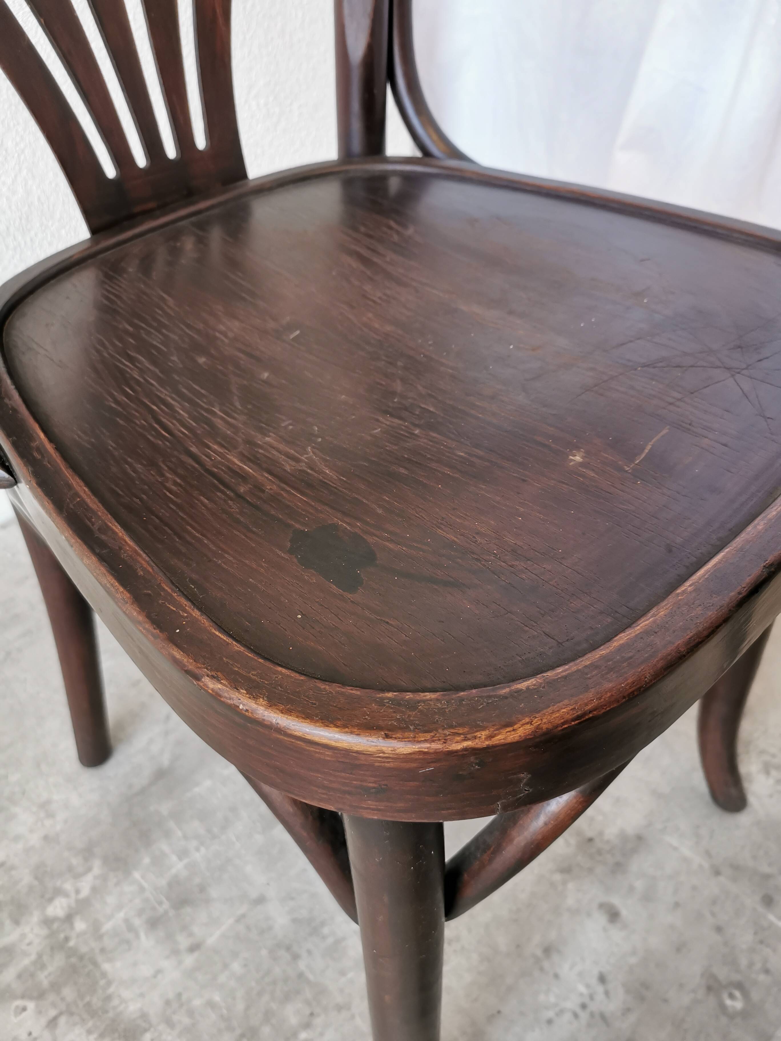 Set of 4 Vintage Bentwood Dining Chair: Mid-Century Thonet Style Armchair