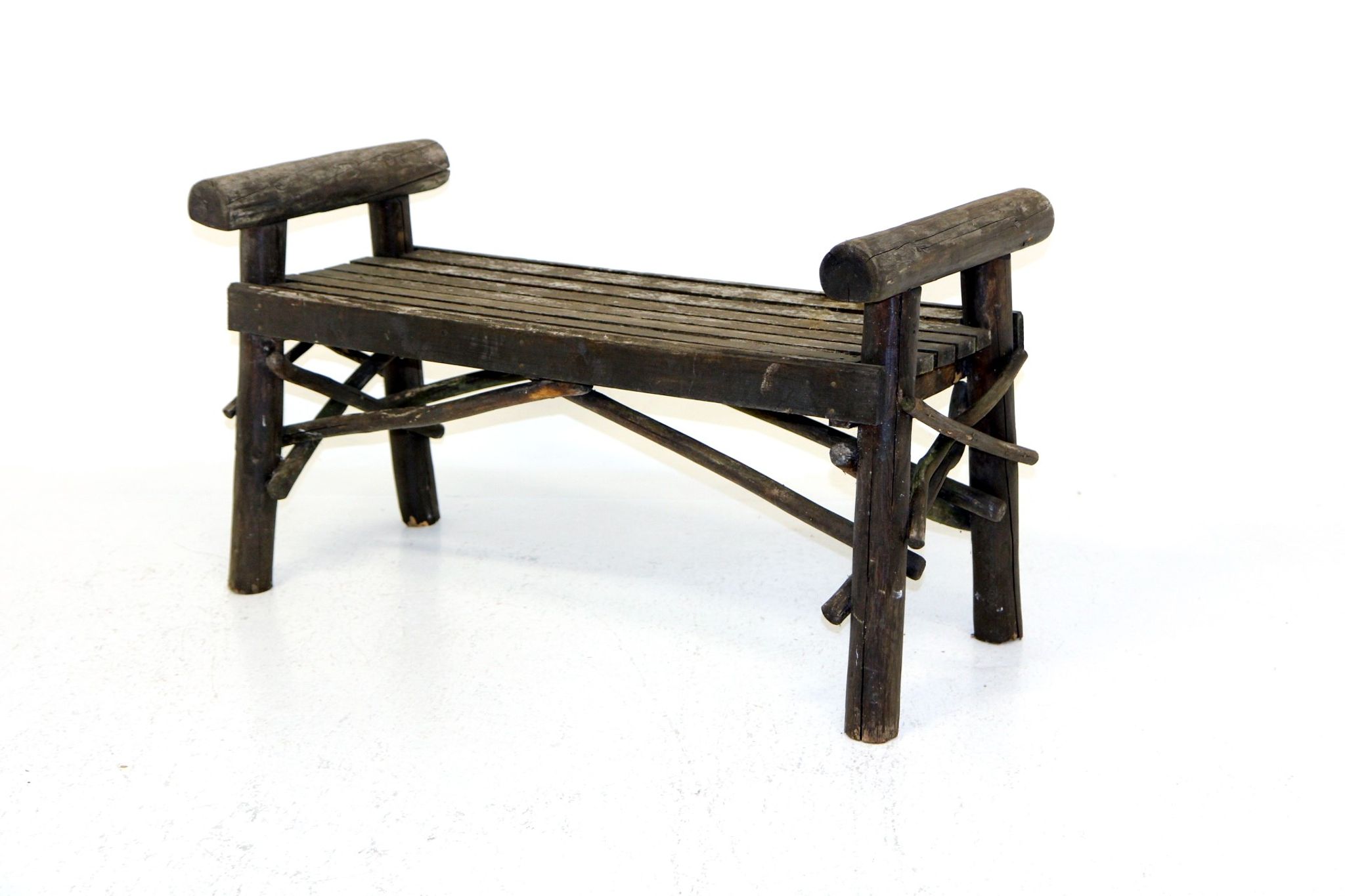 Banc brutaliste en bois, suède, 1970