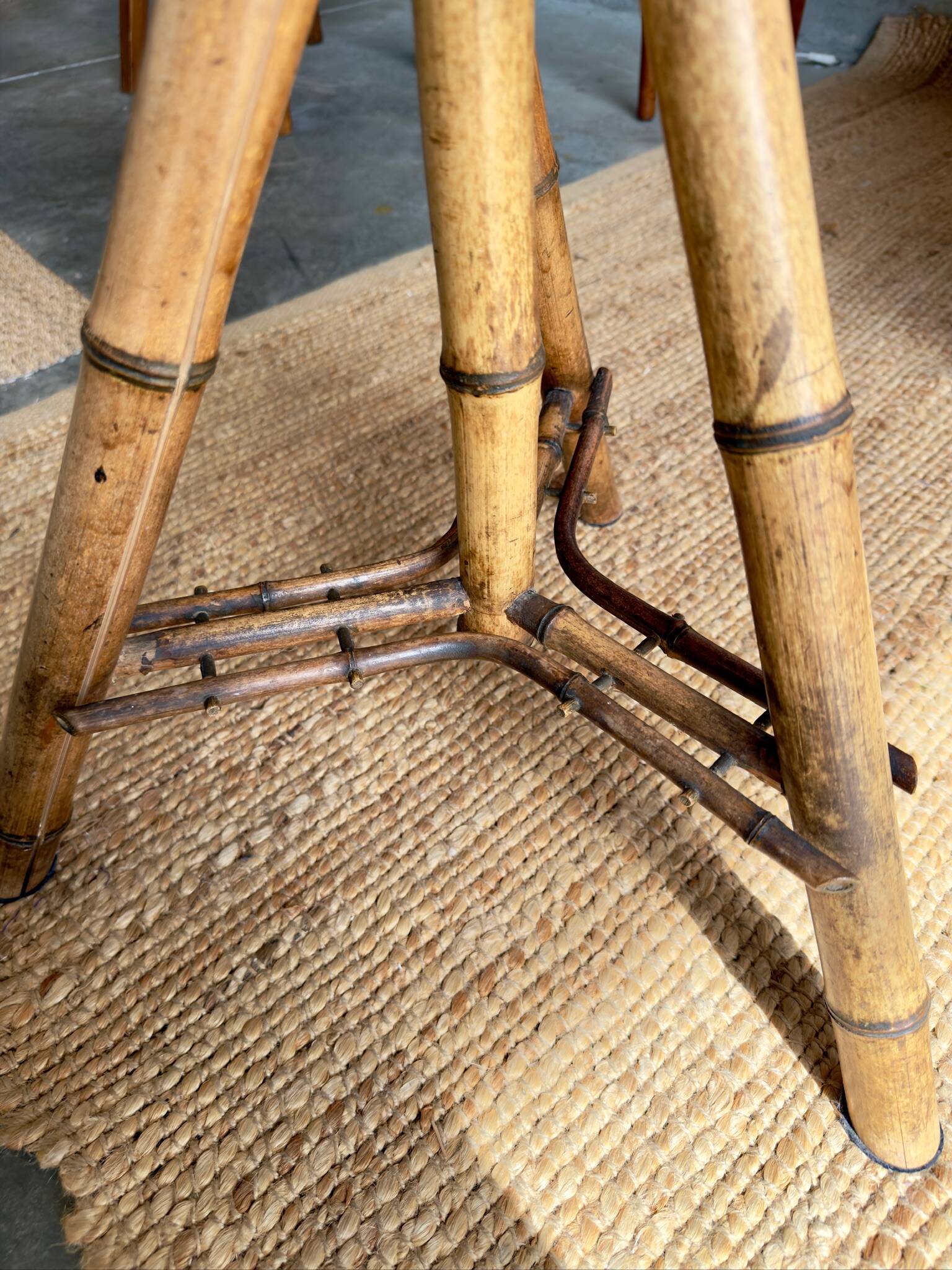 Vintage bamboo side table – Riviera spirit