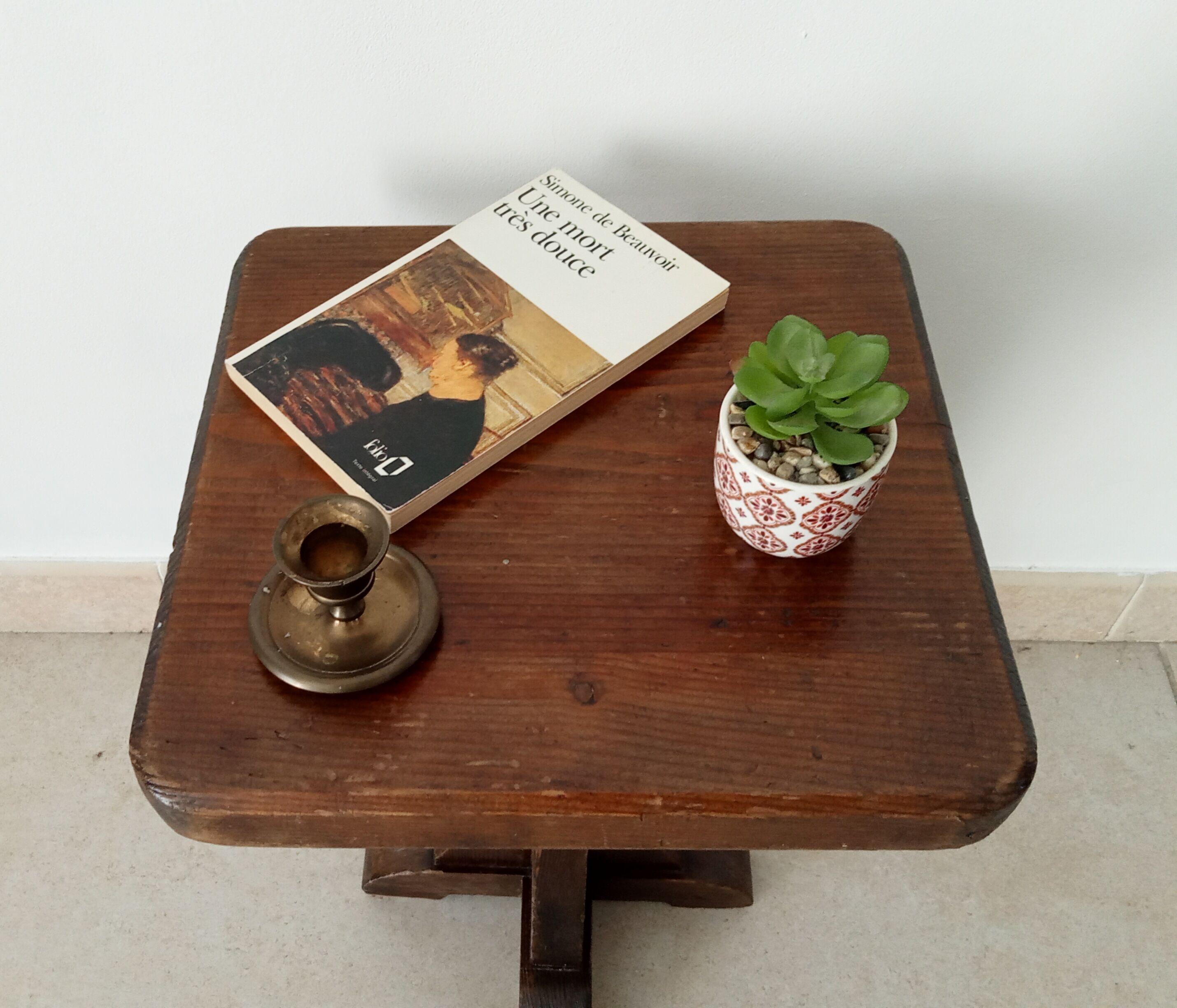 Art Deco side table 60s