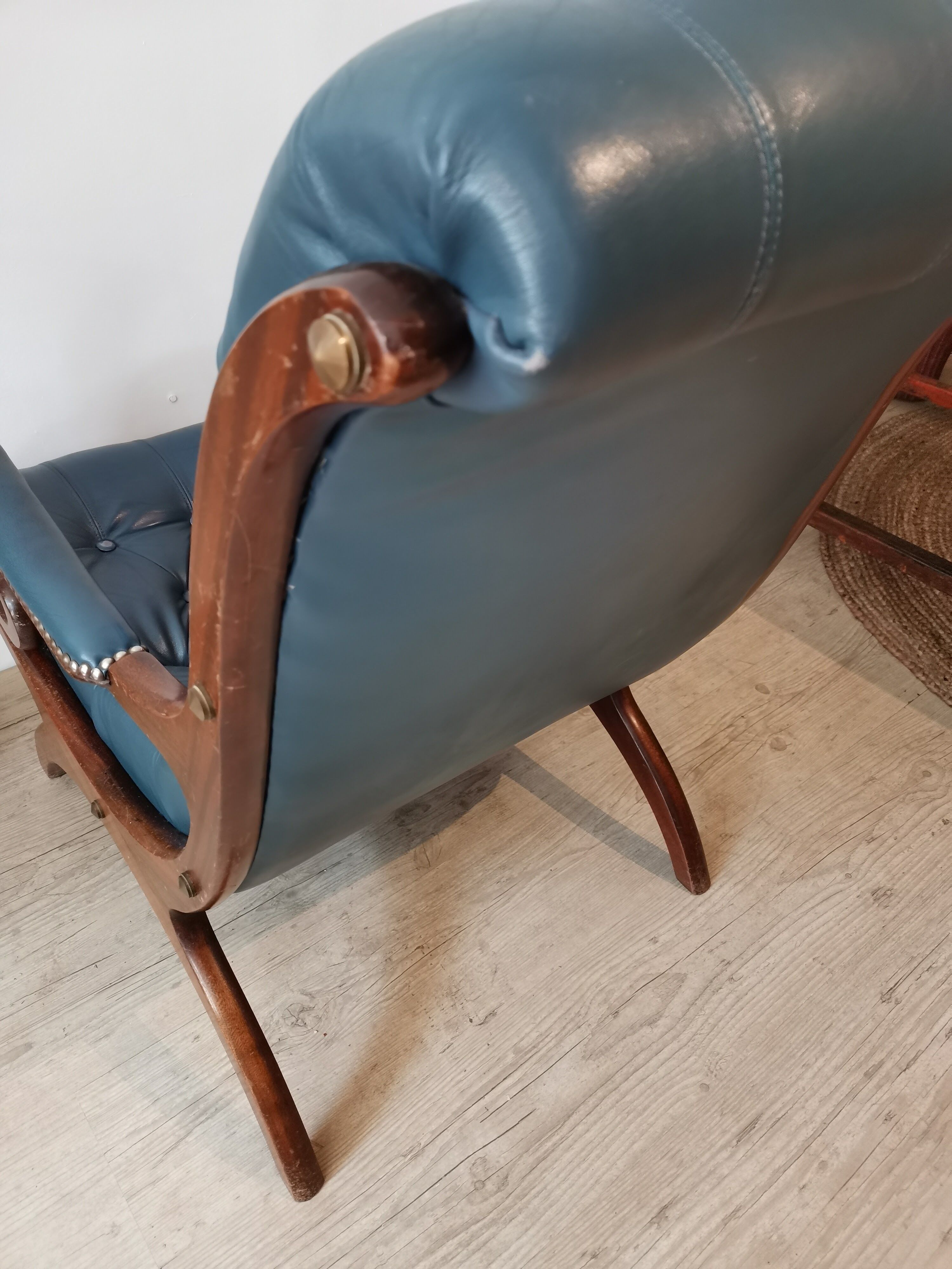 Victorian Armchair in English style