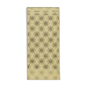Hand-knotted wool turkish beige carpet 86 cm x 190 cm