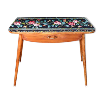 Ancienne coiffeuse, années 50
