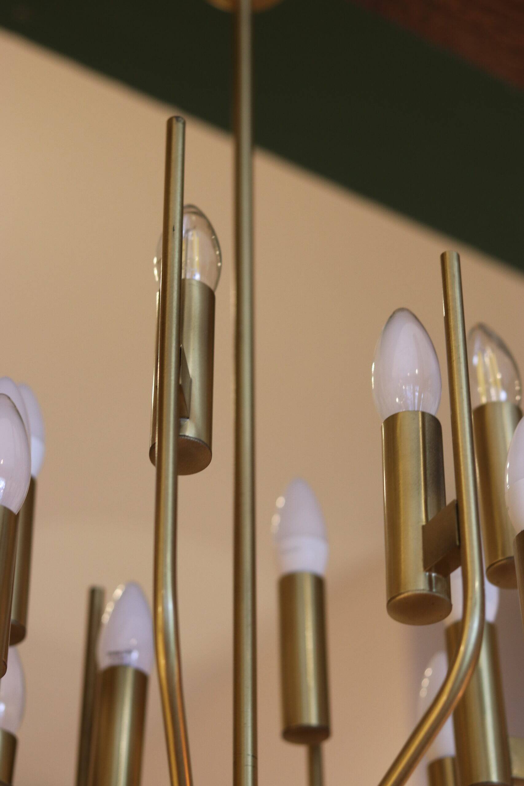 Italian chandelier Gaetano Scolari in brass, 1970.