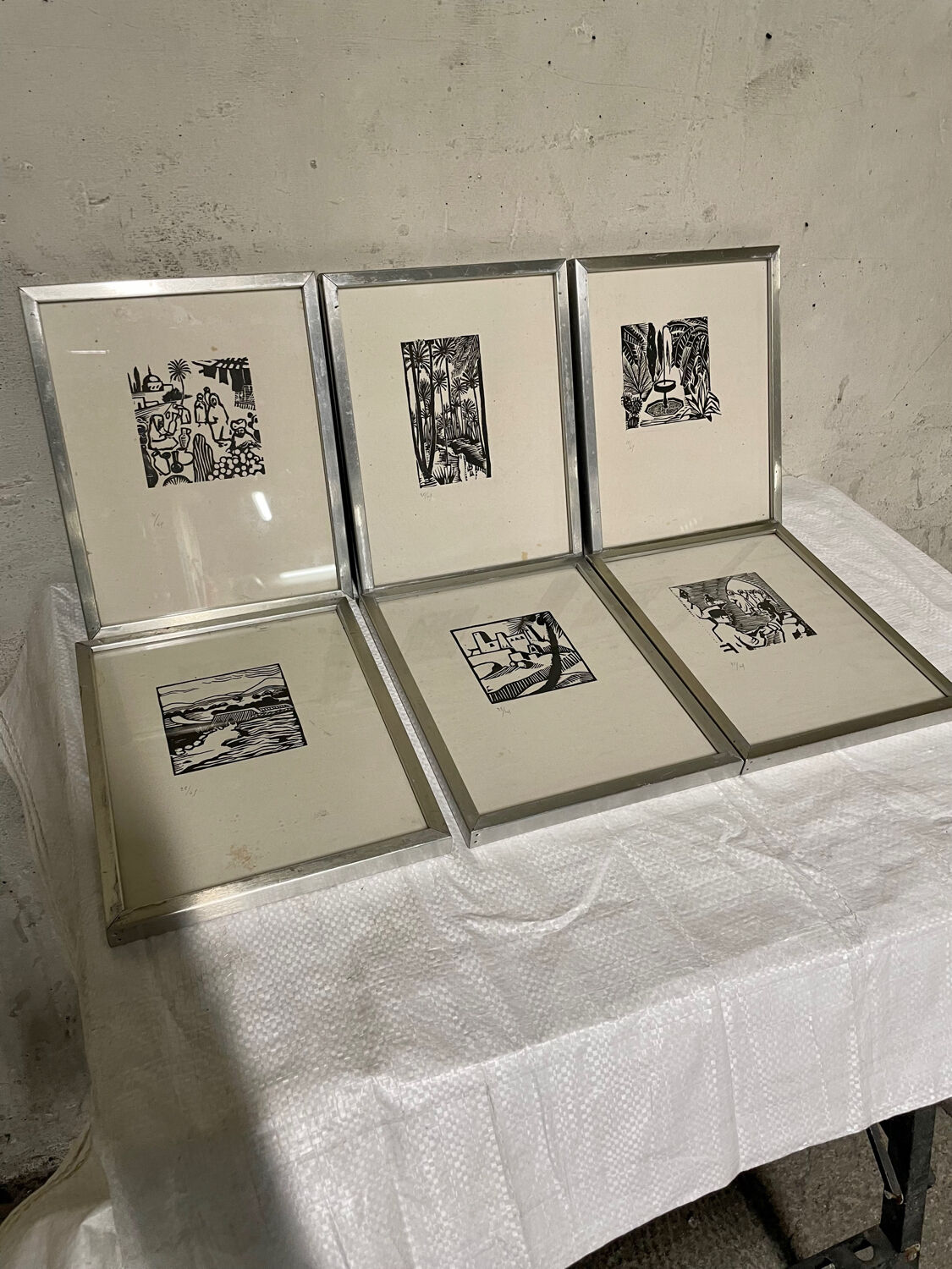 Ensemble de six linogravure art deco