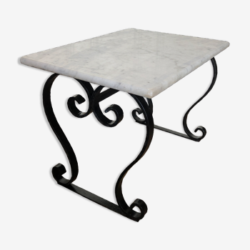 Table low white marble