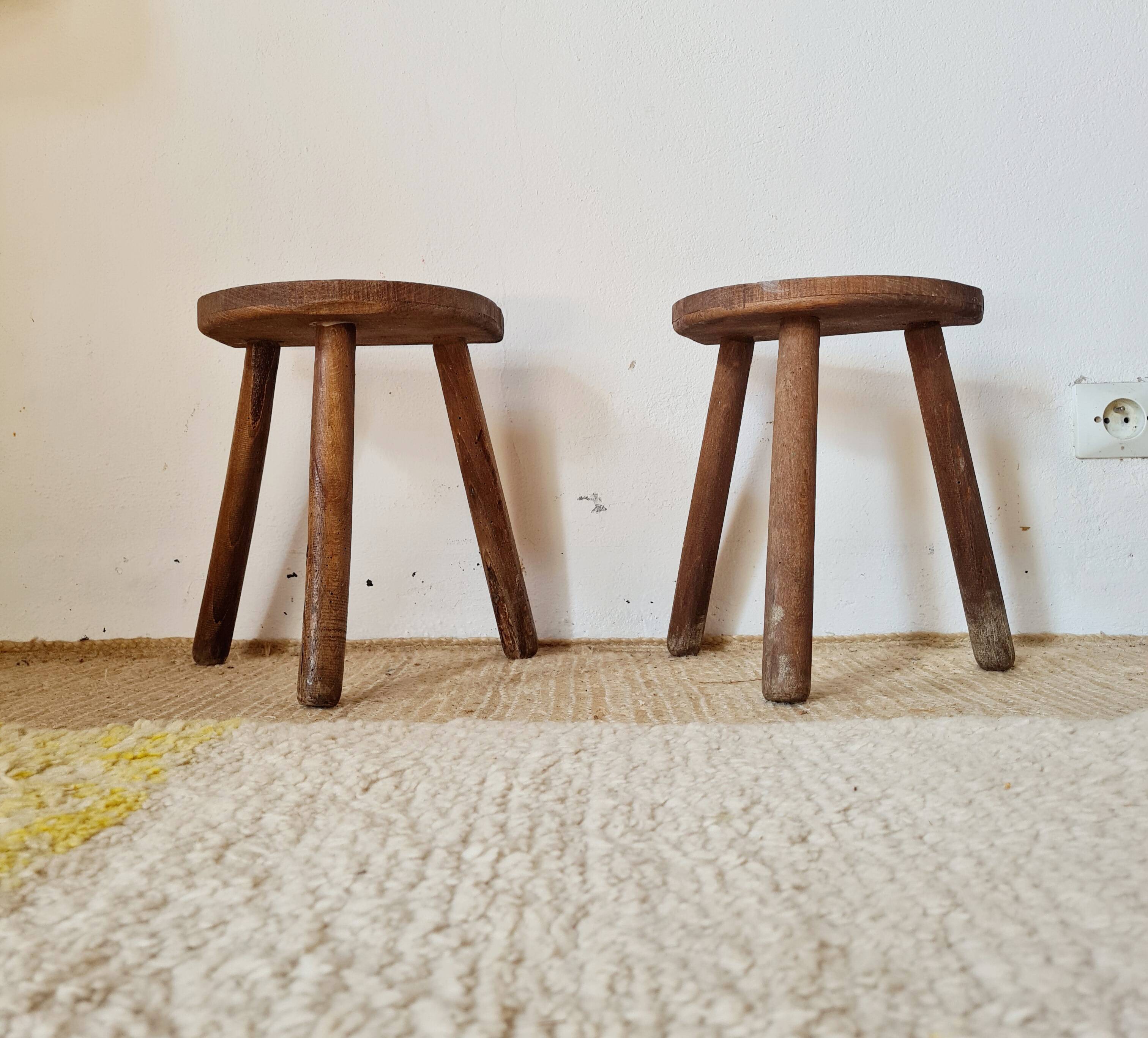 Pair of tripod wooden stools - brutalist look