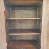 Armoire miniature en noyer Burr