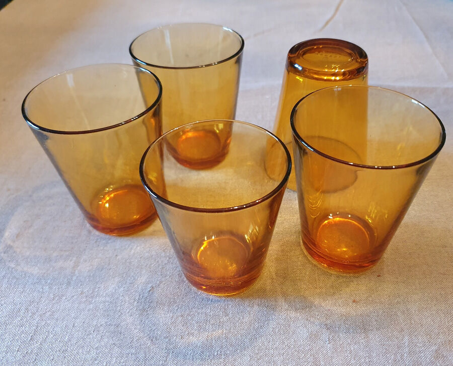 5 water glasses amber yellow