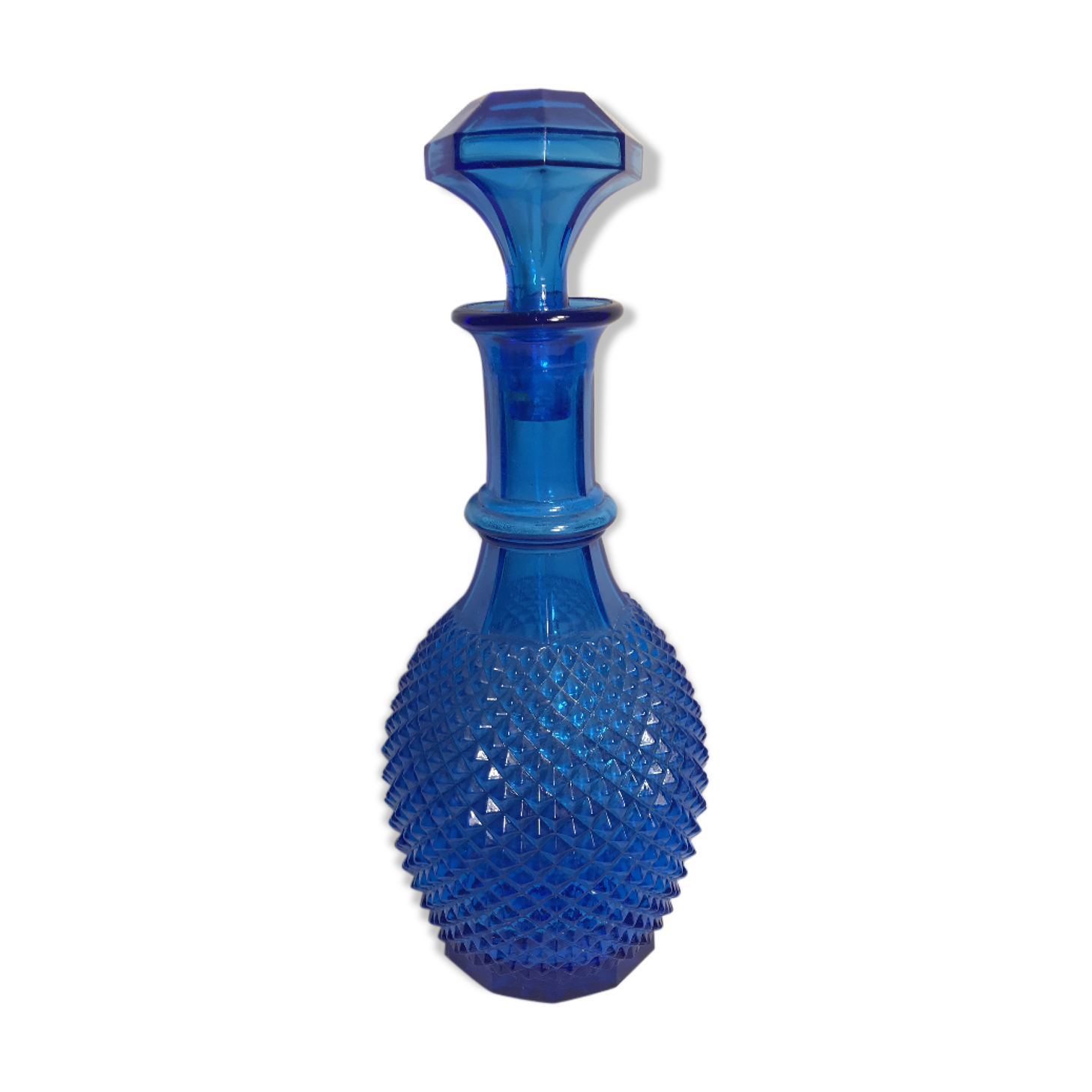 Carafe en verre moulé bleu forme géométrique + bouchon