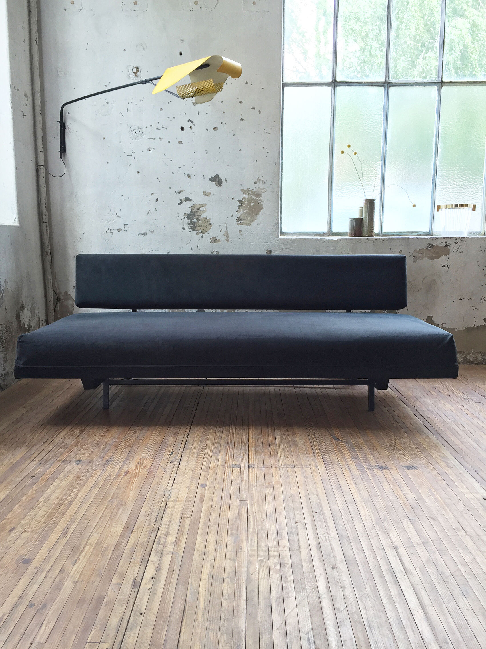 André Simard bench sofa for Airborne