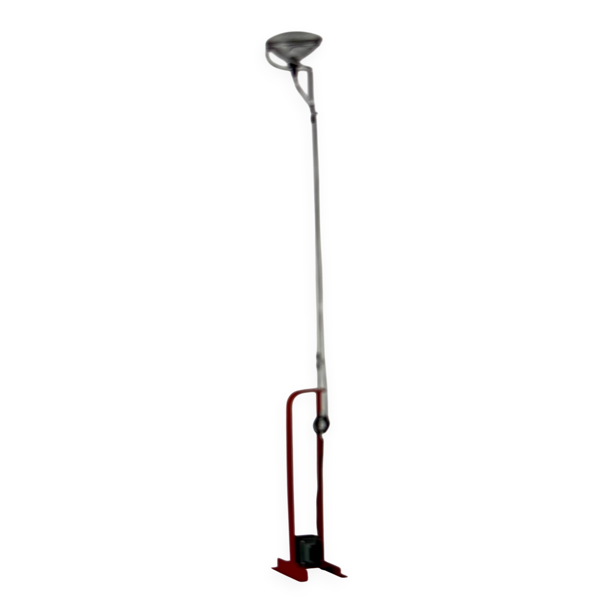 "Toio" floor lamp – Design by Achille & Pier Giacomo Castiglioni for Flos