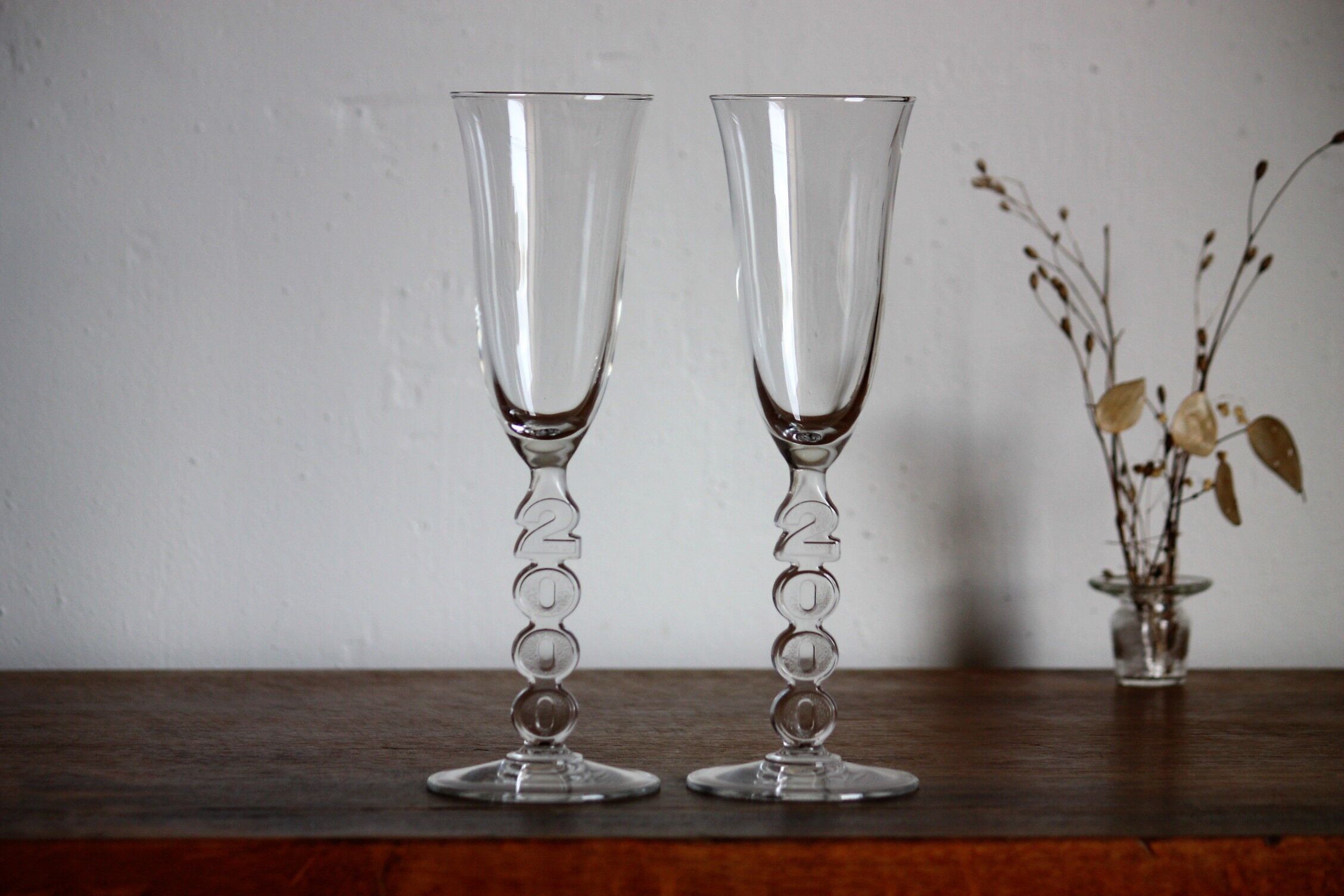 2 glass champagne flutes 2000