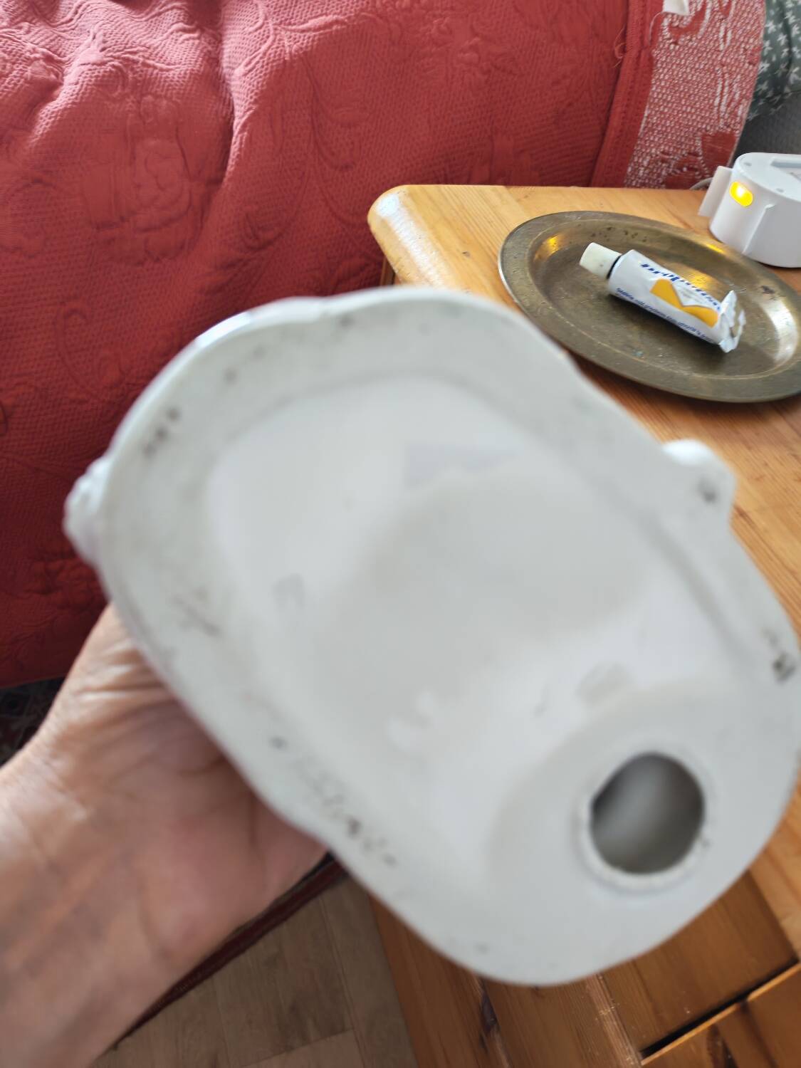 Ceramic female sculpture