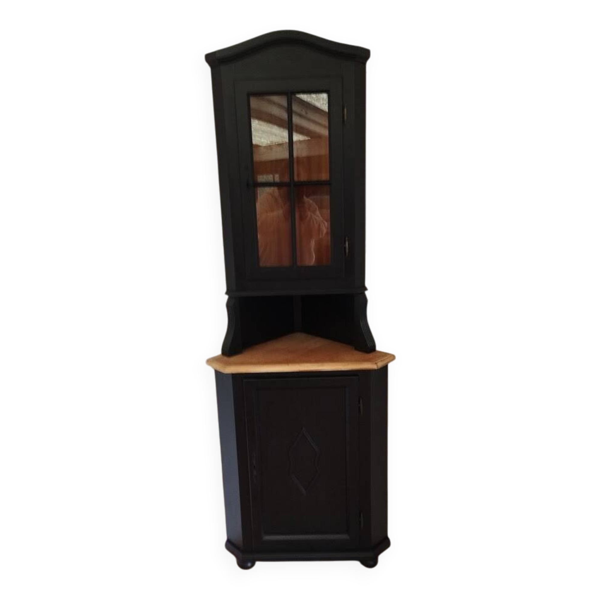 Corner cabinet, sideboard