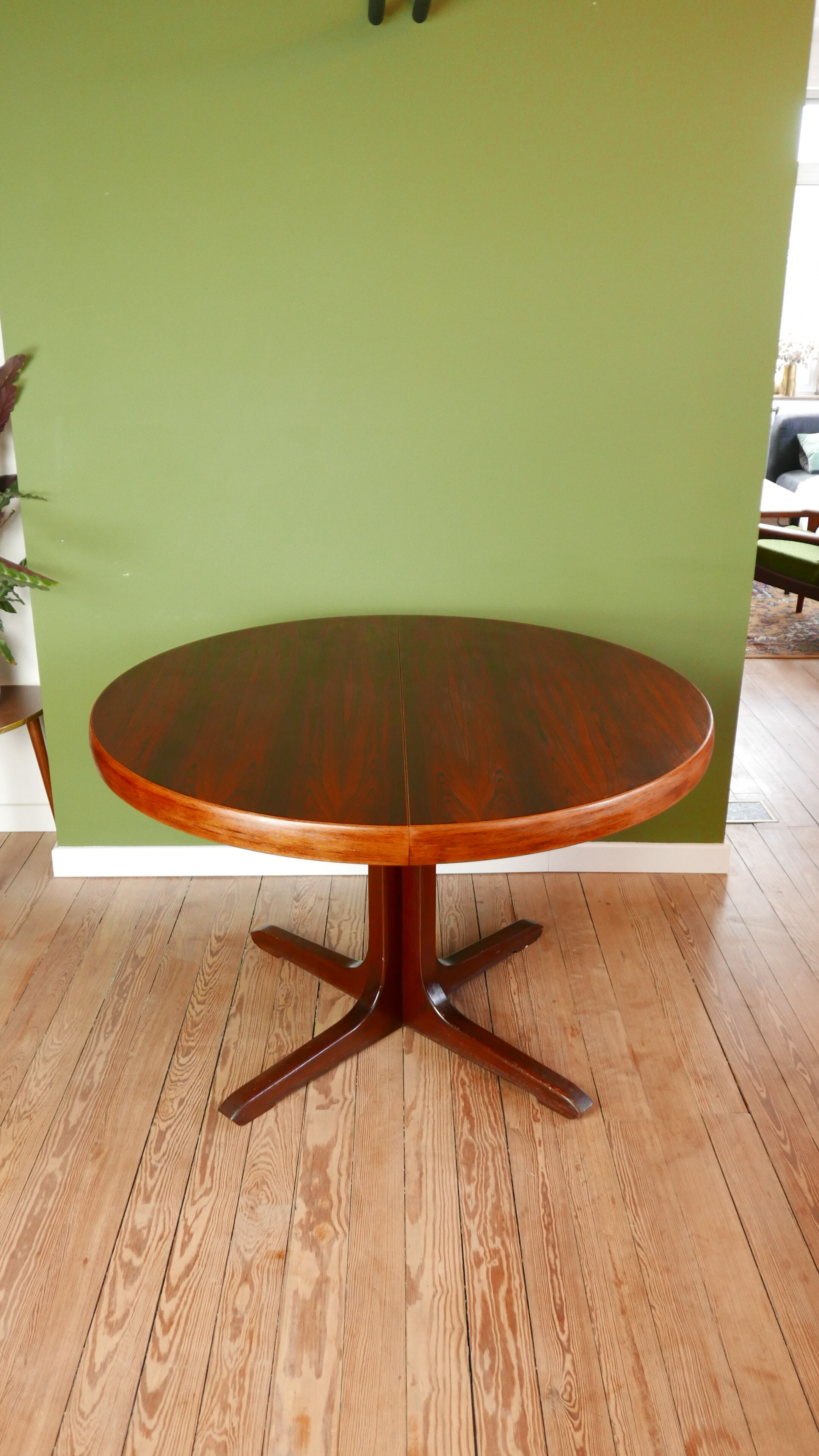 Extendable Baumann table