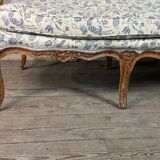 Louis XV bench in carved wood with oak patina, 18th century