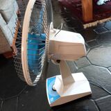 Oscillating fan vortice vintage  blue and white 1970s