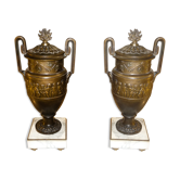 Vases aux chérubins