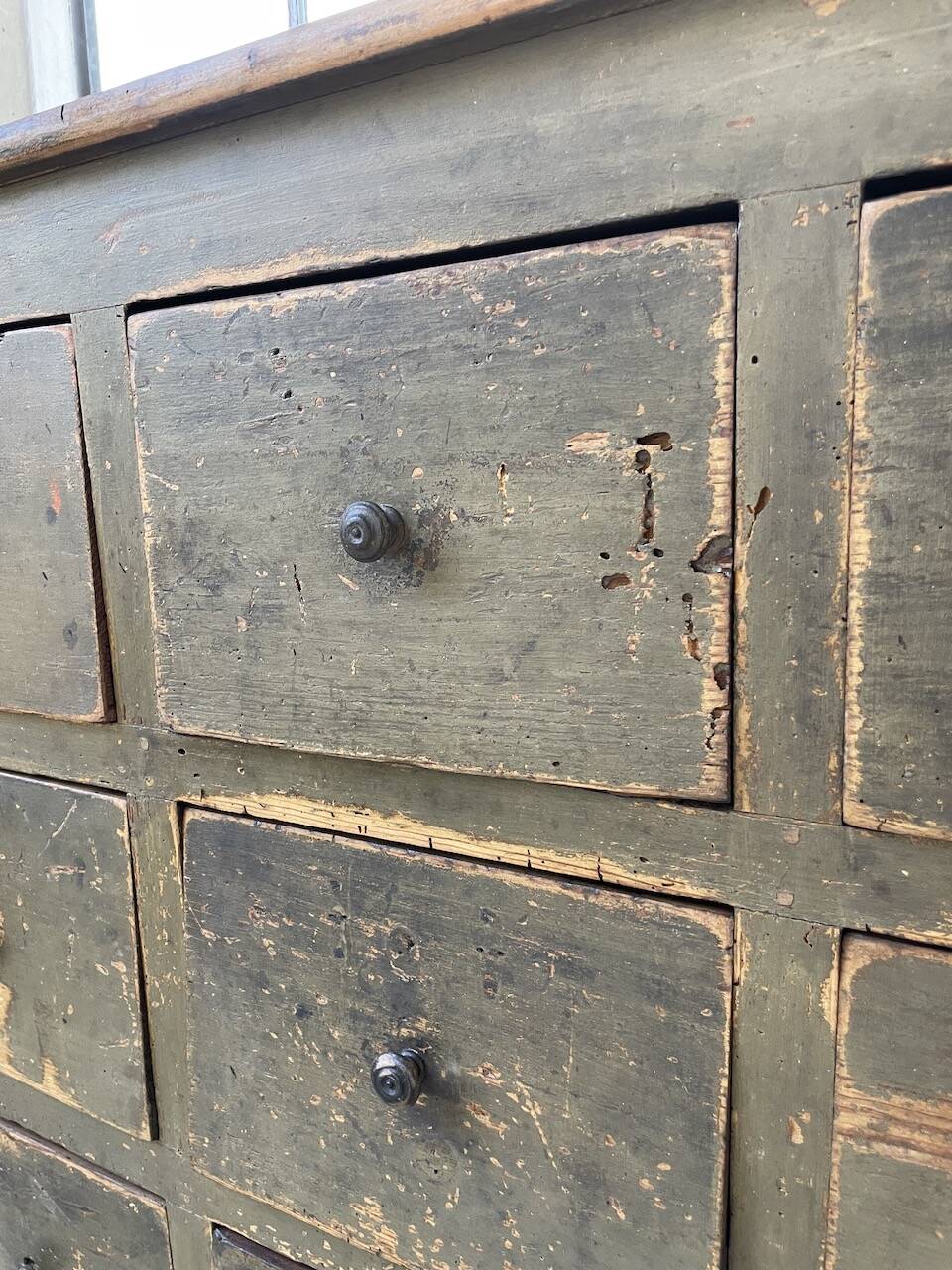 Green patina workshop furniture